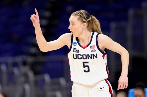 paige bueckers uconn highlights